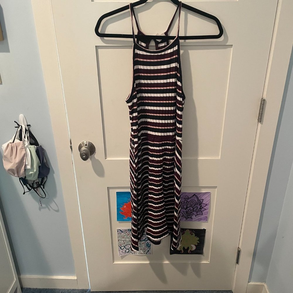 Size large, cute sundress!